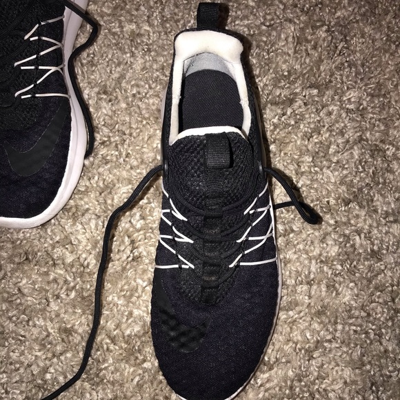 Nike Shoes - Picture 2 of 5